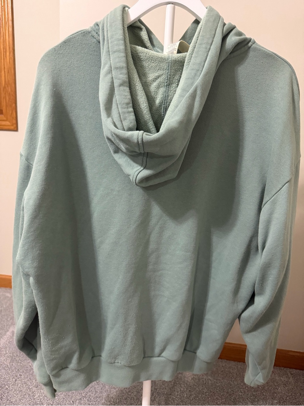 Alo Women’s Sage Green Hoodie Sweatshirt - Picture 2 of 3